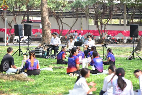 ภาพ No.111282:กิจกรรมงานวันเด็กแห่งชาติ รวมพลังเด็กเก่งและดี สร้างความดีสากล ปีที่ 6 ร่วมจัดโดย เทศบาลเมืองท่าโขลง พุทธสมาคมปทุมธานี องค์การบริหารส่วนตำบลคลองสาม ณ วัดพระธรรมกาย จ.ปทุมธานี วันที่ 13 มกราคม พ.ศ. 2567