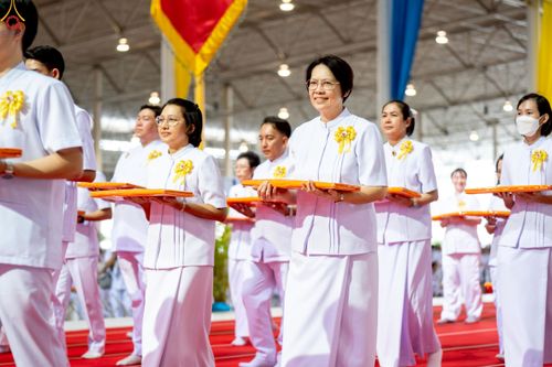 ภาพ No.240746:วันพุธที่ 27 สิงหาคม พ.ศ. 2568 พิธีทอดผ้าป่าเพื่อสร้างอาคาร  82 ปี หลวงพ่อธัมมชโย สมทบกฐินวัดพระธรรมกาย และกฐิน 30,000 วัดทั่วประเทศ ครั้งที่ 1