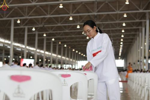 ภาพ No.150634:V.44 เพื่อพ่อ ภาพเตรียมงาน ปฎิบัติงาน ของเจ้าหน้าที่ อาสาสมัคร ทุกสถานะ เพื่อความสำเร็จ ในงานวันธรรมชัย วันอังคารที่ 27 สิงหาคม พ.ศ. 2567