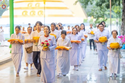 ภาพ No.156716:พิธีบรรพชาอุปสมบท ธรรมทายาท โครงการอุปสมบทหมู่บูชาธรรมครบรอบ 107 ปี วันครูผู้ค้นพบวิชชาธรรมกาย ณ โบสถ์พระไตรปิฏก วัดพระธรรมกาย วันเสาร์ที่ 14 กันยายน พ.ศ. 2567