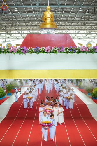 ภาพ No.150148:พิธีทอดผ้าป่าสมทบกฐินวัดพระธรรมกาย และสมทบกฐิน 30,000 วัดทั่วไทย ครั้งที่ 1 เนื่องในวันธรรมชัย 27 สิงหาคม พ.ศ.2567 ณ สภาธรรมกายสากล วัดพระธรรมกาย