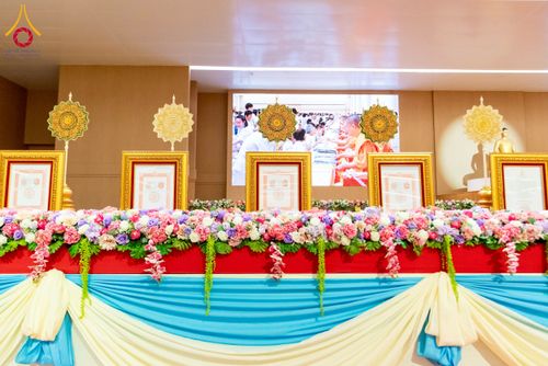 ภาพ No.232565:วันอาทิตย์ที่ 6 กรกฏาคม พ.ศ. 2568 พิธีมุทิตาสักการะพระครูสัญญาบัตร ปีพุทธศักราช 2568 ณ ห้องแก้วสารพัดนึก2 สภาธรรมกายสากล วัดพระธรรมกาย