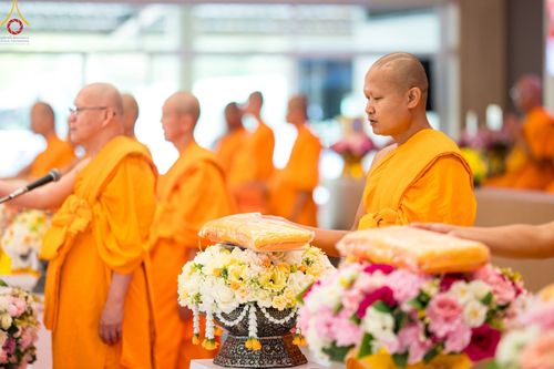 ภาพ No.128910:พิธีทอดผ้าป่าฉลองมหารัตนเจดีย์สิริปทุมสวรรค์ ณ ศูนย์ปฏิบัติธรรมภาคใต้ อ.บางกล่ำ จ.สงขลา วันที่ 10 มีนาคม พ.ศ. 2567