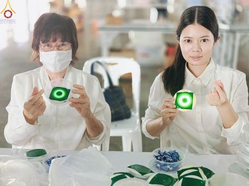 ภาพ No.61395:V.36 ทุ่มเทเพื่อพ่อ 80 ปี ภาพการเตรียมงานของหน่วยงานต่างๆ เพื่อพิธีฉลองอายุวัฒนมงคล 80 ปี หลวงพ่อธัมมชโย และรับถวายมหาสังฆทาน 10,000 กว่าวัดทั่วประเทศ ในวันคุ้มครองโลก จันทร์ที่ 22 เมษายน พ.ศ.2567