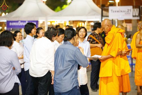 ภาพ No.126823:V.30 เต็มที่ เพื่อโคราช การเตรียมงาน ปฏิบัติงาน และเก็บงาน ของเจ้าหน้าที่หน่วยงานต่างๆ ทุกภาคส่วน เพื่อพิธีทำบุญเมืองนครราชสีมา ฉลอง 556 ปี ตักบาตรพระ 10,000 รูป ในวันเสาร์ที่ 2 มีนาคม พ.ศ.2567 ณ อนุสาวรีย์ท้าวสุรนารี จ.นครราชสีมา จัดโดย คณะสงฆ์จังหวัดนค