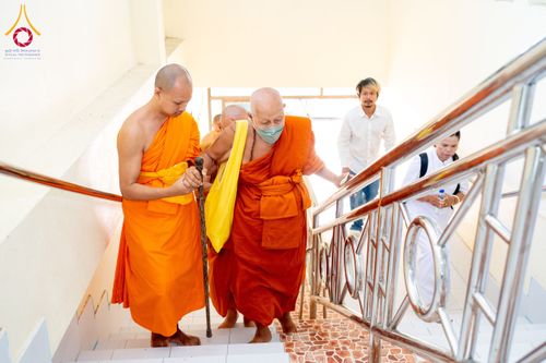 ภาพ No.208509:พิธีถวายสังฆทานแด่คณะสงฆ์ 323 วัด ปีที่ 21 ครั้งที่ 174 พิธีมอบกองทุนหนุนแรงใจช่วยครูใต้ ปีที่ 18 ครั้งที่ 138 และพิธีทำบุญอุทิศส่วนกุศลให้ผู้วายชนม์ ณ วัดบุณณาราม(วัดโคกงู) จ.นราธิวาส วันเสาร์ที่ 15 กุมภาพันธ์ พ.ศ.2568