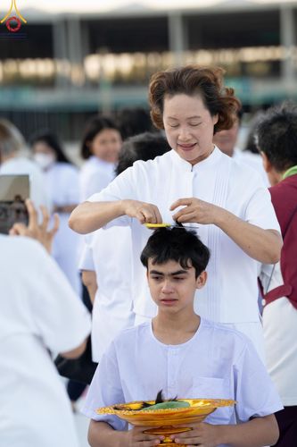 ภาพ No.132701:พิธีปลงผมยุวธรรมทายาท รุ่นที่ 32 มัชฌิมธรรมทายาท รุ่นที่ 28 ณ ลานธรรม วัดพระธรรมกาย วันเสาร์ที่ 30 มีนาคม พ.ศ. 2567