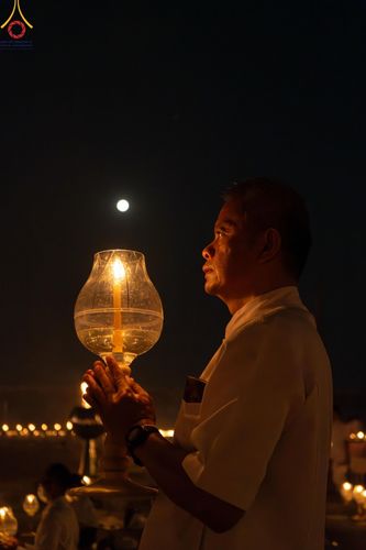 ภาพ No.125067:พิธีเวียนประทักษิณและจุดมาฆประทีป (ชุดที่ 2) ในวันมาฆบูชา เสาร์ที่ 24 กุมภาพันธ์ พ.ศ. 2567 ณ พระมหาธรรมกายเจดีย์ วัดพระธรรมกาย