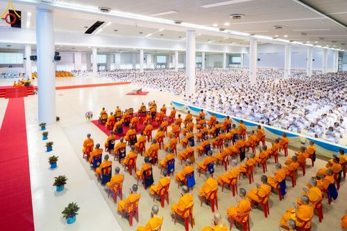 ภาพ No.222820:วันอาทิตย์ต้นเดือนที่ 4 พฤษภาคม พ.ศ. 2568 พิธีบูชาข้าวพระ ณ สภาธรรมกายสากล วัดพระธรรมกาย