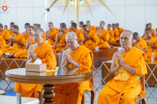 ภาพ No.165831:พิธีถวายภัตตาหารเมนูสวรรค์ วันที่ 26 ตุลาคม พ.ศ. 2567 ณ หอฉันคุณยายอาจารย์ฯ วัดพระธรรมกาย