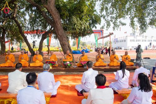 ภาพ No.130518:พิธีบรรพชาธรรมทายาท ในโครงการบรรพชา 1,250 รูป ณ แดนประสูติ สวนลุมพินี ประเทศเนปาล วันที่ 9 มีนาคม พ.ศ. 2567