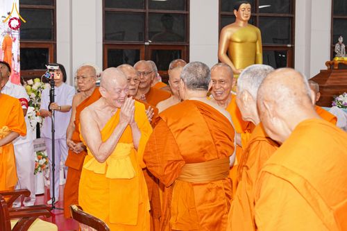 ภาพ No.315192:วันจันทร์ที่ 23 มีนาคม พ.ศ. 2569 พิธีบำเพ็ญกุศล คุณพ่อณรงค์ จินตมากุล  สิริอายุ 99 ปี 11 เดือน โยมบิดา พระครูปลัดรัตนวีรวัฒน์ (รังสฤษดิ์ อิทฺธิจินตโก) ที่ปรึกษาเจ้าคณะจังหวัดปทุมธานี เจ้าอาวาสวัดพระธรรมกาย  ณ ห้องปลูกศรัทธา 2 วัดพระธรรมกาย ปทุมธานี