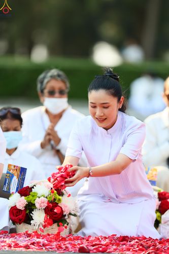 ภาพ No.304145:วันที่ 25 มกราคม พ.ศ. 2569 พิธีต้อนรับพระธรรมยาตรา  รร.สามัคคีราษฏร์บำรุง-วัดพระธรรมกาย ในโครงการธรรมยาตรา กตัญญูบูชา มหาปูชนียาจารย์ พระมงคลเทพมุนี(สด จนฺทสโร) พระผู้ปราบมาร อนุสรณ์สถาน 7 แห่ง ปีที่ 14