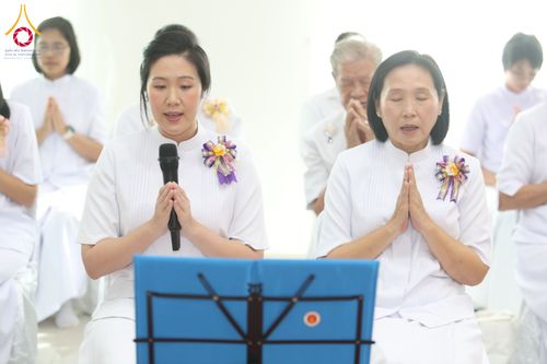 ภาพ No.290333:วันอังคารที่ 6 มกราคม พ.ศ. 2569 พิธีเจริญพุทธมนต์ ปฏิบัติธรรม มอบทุนการศึกษา ถวายสังฆทาน 142 วัด ณ ศูนย์ปฏิบัติธรรมพระมงคลเทพมุนี อ.สองพี่น้อง จ.สุพรรณบุรี