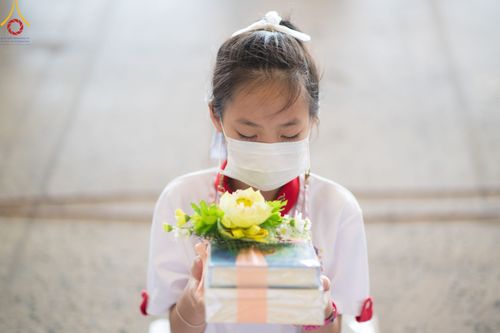 ภาพ No.81129:พิธีถวายหนังสือธรรมะ บาลี นักธรรม ทางก้าวหน้า วันเสาร์ที่ 27 พฤษภาคม พ.ศ. 2566 ณ บ้านแก้วเรือนทองคุณยายอาจารย์ฯ สภาธรรมกายสากล