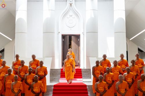ภาพ No.350886:วันที่ 19 กันยายน พ.ศ.2569 พิธีบรรพชาอุปสมบท โครงการอุปสมบทหมู่บูชาธรรม ครบรอบ 109 ปี วันครูผู้ค้นพบวิชชาธรรมกาย ณ โบสถ์พระไตรปิฏก วัดพระธรรมกาย