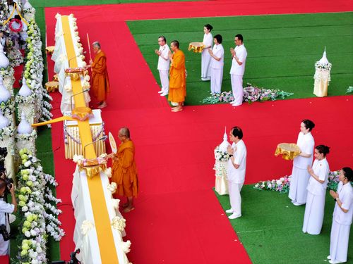 ภาพ No.316612:วันอาทิตย์ที่ 29 มีนาคม พ.ศ. 2569 พิธีทอดผ้าบังสุกุลและพิธีชำระร่าง โยมพ่อณรงค์ จินตมากุล  สิริอายุ 99 ปี 11 เดือน โยมบิดา พระครูปลัดรัตนวีรวัฒน์ (รังสฤษดิ์ อิทฺธิจินตโก) ที่ปรึกษาเจ้าคณะจังหวัดปทุมธานี เจ้าอาวาสวัดพระธรรมกาย  ณ ฌาปนสถานชั่วคราว ทางเข้า 