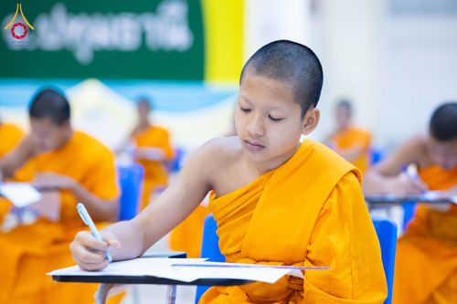 ภาพ No.309613:วันที่ 12 กุมภาพันธ์ พ.ศ. 2569 การสอบบาลีสนามหลวง ประจำปี 2569 ประโยค 1-2, ป.ธ.3/ ประโยค บ.ศ.1-2, บ.ศ.3 ณ สนามสอบประจำจังหวัดปทุมธานี แห่งที่ 2  วัดพระธรรมกาย อ.คลองหลวง จ.ปทุมธานี