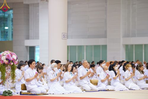 ภาพ No.92383:พิธีทอดกฐินธรรมชัยเพื่อสร้างอาคาร 115 ปี คุณยายอาจารย์มหารัตนอุบาสิกาจันทร์ ขนนกยูง อาทิตย์ต้นเดือนที่ 5 พฤศจิกายน พ.ศ. 2566 ณ วัดพระธรรมกาย จ.ปทุมธานี