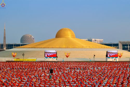 ภาพ No.324073:วันที่ 22 เมษายน พ.ศ.2569 (วันคุ้มครองโลก) พิธีถวายมหาสังฆทาน 40,000 กว่าวัดทั่วประเทศ ณ ลานธรรม พระมหาธรรมกายเจดีย์ วัดพระธรรมกาย