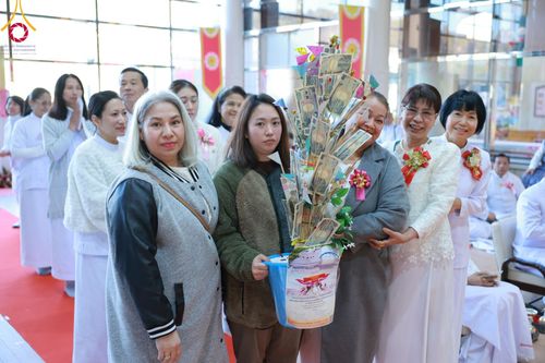 ภาพ No.95481:พิธีทอดกฐินบรมจักรพรรดิสร้างทุกสิ่ง วัดพระธรรมกายยามานาชิ ประเทศญี่ปุ่น วันอาทิตย์ที่ 19 พฤศจิกายน พ.ศ. 2566