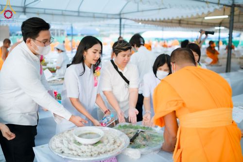 ภาพ No.116512:พิธีถวายภัตตาหารเป็นสังฆทาน แด่คณะพระธรรมยาตรา ปีที่ 12 วันที่ 22 มกราคม พ.ศ. 2567 ณ อนุสรณ์สถานบางนางแท่น จ.นครปฐม