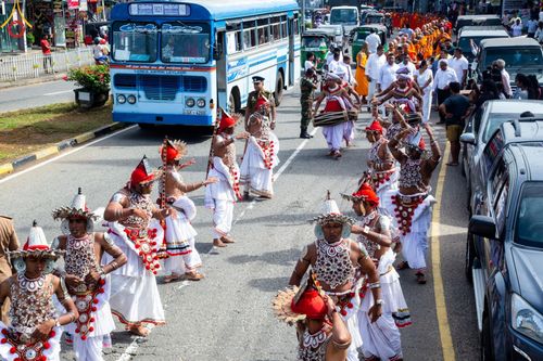 ภาพ No.139870:PhotoStory มหาศรัทธา ธรรมยาตราศรีลังกา EP.2 พิธีเปิดโครงการสยาม-ลังกา ธรรมยาตรา ฉลองเทศกาลวิสาขบูชาแห่งชาติ ศรีลังกา บูชาธรรม 80 ปีหลวงพ่อธัมมชโย เมื่อวันที่ 17 พฤษภาคม พ.ศ. 2567