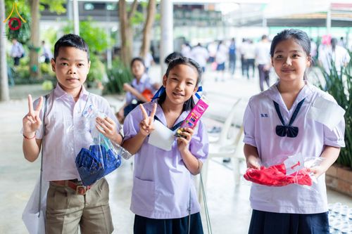 ภาพ No.183930:วันรวมพลังเด็กดี V-Star ผู้นำฟื้นฟูศีลธรรมโลก ครั้งที่ 17 ประจำปี 2567 จังหวัดราชบุรี ในวันที่ 26 พฤศจิกายน พ.ศ. 2567 ณ ศูนย์อบรมเยาวชนผาสุกวนิช อำเภอเมือง จังหวัดราชบุรี