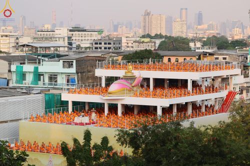 ภาพ No.119174:พิธีจุดประทีปถวายเป็นพุทธบูชา และบูชาธรรมมหาปูชนียาจารย์ พระมงคลเทพมุนี(สด จนฺทสโร) ในโครงการธรรมยาตราฯ วันที่ 26 มกราคม พ.ศ. 2567 ณ อาคารธรรมยาตรา กตัญญูบูชามหาปูชนียาจารย์ ตรงข้ามวัดปากน้ำภาษีเจริญ จ.กรุงเทพมหานคร