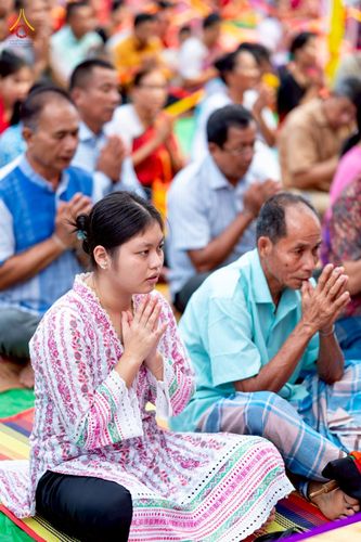 ภาพ No.257518:วันที่ 17 ตุลาคม พ.ศ. 2568 พิธีทอดกฐินสมทบวัดกัลยาณมิตรต่างประเทศ  บูชาธรรม 81 ปี หลวงพ่อธัมมชโย ณ ศูนย์ปฏิบัติธรรมไมตรีปูร์ เมืองคาร์การชารี ประเทศบังกลาเทศ 