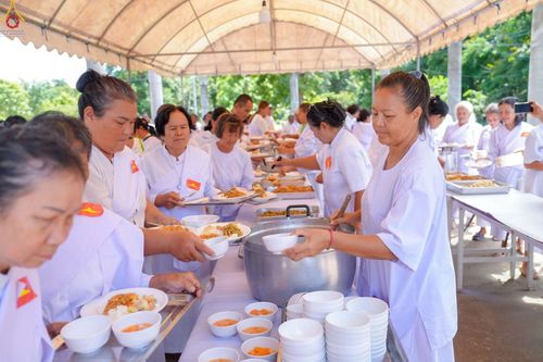 ภาพ No.247875:วันที่ 19-21 กันยายน พ.ศ. 2568 โครงการอบรมอุบาสิกาแก้ว รุ่นที่ 2 ณ ศูนย์ปฏิบัติธรรมจังหวัดบุรีรัมย์