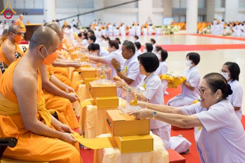 ภาพ No.95286:พิธีมุทิตาพระมหาเถระและพระเถระ ครั้งที่ 29 วันอาทิตย์ที่ 19 พฤศจิกายน พ.ศ. 2566 ณ ห้องแก้วสารพัดนึก สภาธรรมกายสากล วัดพระธรรมกาย