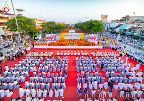 ภาพ No.312729:วันอาทิตย์ที่ 8 มีนาคม พ.ศ.2569 ทำบุญเมืองนครราชสีมา 558 ปี ตักบาตรพระ 10,000 รูป (ภาพชุดที่ 2)