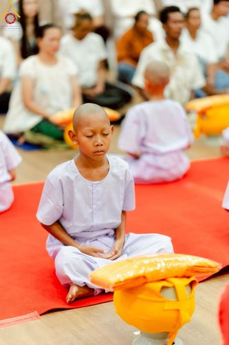 ภาพ No.216503:วันอังคารที่ 8 เม.ย. พ.ศ. 2568 พิธีบรรพชาสามเณร ณ ศูนย์ปฏิบัติธรรมเขาคิชฌกูฏ จันทบุรี