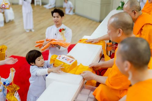 ภาพ No.269232:วันอาทิตย์ที่ 26  ตุลาคม พ.ศ. 2568 พิธีทอดกฐินวัดพระธรรมกายนอร์ธสวีเดน ประเทศสวีเดน 