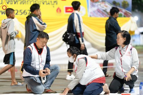 ภาพ No.185585:V.47 เบื้องหลังของเบื้องหน้า งานตักบาตรพระ 10,000 รูป ณ จ.กาญจนบุรี วันที่ 20-21 ธันวาคม พ.ศ. 2567