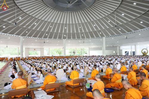 ภาพ No.152976:พิธีถวายภัตตาหารเมนูสวรรค์ ในพรรษาแห่งการเข้าถึงธรรม วันอังคารที่ 10 กันยายน พ.ศ. 2567 ครบรอบ 24 ปี วันละสังขาร คุณยายอาจารย์มหารัตนอุบาสิกาจันทร์ ขนนกยูง ณ หอฉันคุณยายอาจารย์ฯ วัดพระธรรมกาย