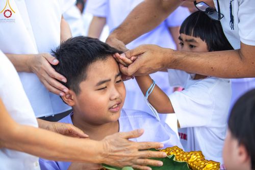 ภาพ No.132660:พิธีปลงผมยุวธรรมทายาท รุ่นที่ 32 มัชฌิมธรรมทายาท รุ่นที่ 28 ณ ลานธรรม วัดพระธรรมกาย วันเสาร์ที่ 30 มีนาคม พ.ศ. 2567