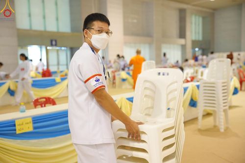 ภาพ No.58238:V.41 เทหมดใจ  ลุยต่อไป ร้อยซาวปี การเตรียมงาน การปฏิบัติงาน และการเก็บงาน ของเจ้าหน้าที่หน่วยงานต่างๆ เพื่อพิธีฉลองอายุวัฒนมงคล 80 ปี หลวงพ่อธัมมชโย และรับถวายมหาสังฆทาน 10,000 กว่าวัดทั่วประเทศ ในวันคุ้มครองโลก จันทร์ที่ 22 เมษายน พ.ศ. 2567