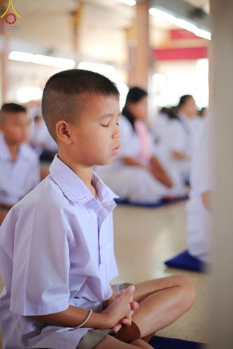 ภาพ No.200505:พิธีทอดผ้าป่าทำนุบำรุงศาสนสถาน ณ วัดรางกำหยาด ตำบลบางภาษี อำเภอบางเลน จังหวัดนครปฐม ในโครงการธรรมยาตรา กตัญญูบูชา มหาปูชนียาจารย์ พระมงคลเทพมุนี(สด จนฺทสโร) พระผู้ปราบมาร อนุสรณ์สถาน 7 แห่ง ปีที่ 13 วันที่ 22 มกราคม พ.ศ. 2568