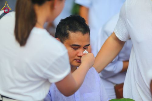 ภาพ No.135725:พิธีปลงผมธรรมทายาท โครงการบรรพชาและอุปสมบทหมู่ รุ่นบูชาธรรม 80 ปี หลวงพ่อธัมมชโย ณ หมู่บ้านบรรลุธรรม วัดพระธรรมกาย วันที่ 7 เมษายน พ.ศ. 2567