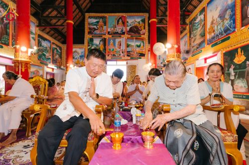 ภาพ No.169304:พิธีทอดกฐิน ณ วัดพุทธนิมิตร จ.เชียงใหม่ ในโครงการกฐินสามัคคีทั่วไทย 30,000 วัด บูชาธรรม 80 ปี หลวงพ่อธัมมชโย โดยคณะศิษยานุศิษย์วัดพระธรรมกาย วันที่ 24 ตุลาคม พ.ศ. 2567