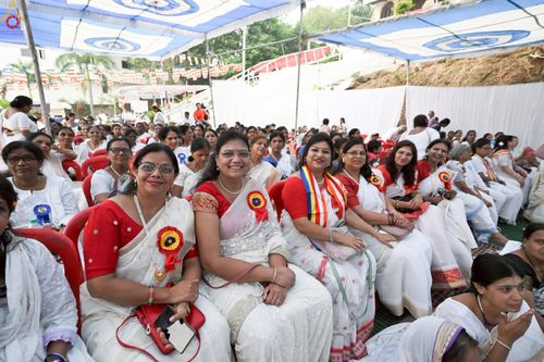 ภาพ No.263519:วันที่ 18 ตุลาคม พ.ศ. 2568 พิธีแห่กฐิน และกฐินสมทบหลวงพ่อ ธัมมชโย  ถวายแด่ วัดพุทธภูมิ เมืองโภปาล รัฐมัธยประเทศ ประเทศอินเดีย 