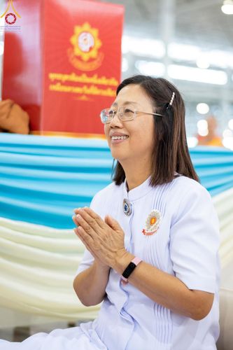 ภาพ No.147064:พิธีมุทิตาสักการะพระภิกษุ ผู้สอบได้เปรียญธรรม 9 ประโยคระดับโลกปีที่ 36, พิธีมอบโล่เกียรติยศและทุนการศึกษา สำนักเรียนบาลีดีเด่นทั่วประเทศ, พิธีถวายมหาสังฆทานคณะสงฆ์ 2,000 กว่าวัด ทั่วประเทศ ปีที่ 24, พิธีถวายไทยธรรมคณะสงฆ์ 323 วัด 4 จังหวัดชายแดนภาคใต้