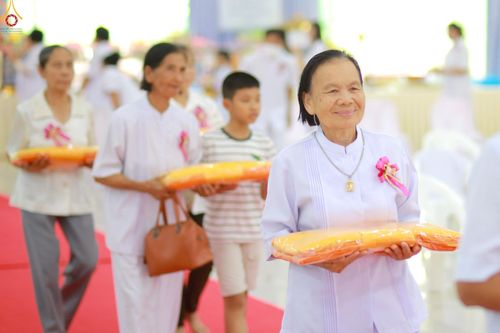 ภาพ No.233388:วันอาทิตย์ที่ 13 กรกฎาคม พ.ศ. 2568 พิธีทอดผ้าป่าสามัคคี "สร้างบ้านพักผู้ปฏิบัติธรรม" ณ ศูนย์ปฏิบัติธรรมจังหวัดระยอง(บ้านช่องลม)