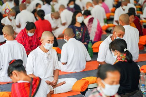 ภาพ No.75939:พิธีบรรพชาสามเณร ณ วัดปันชารี สันติปูร์ อรัญกฏิ เมืองคาร์กาชารี ประเทศบังกลาเทศ วันที่ 10 กุมภาพันธ์ พ.ศ. 2566