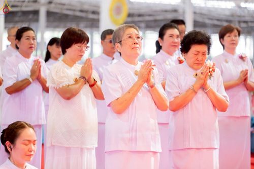 ภาพ No.240213:วันอาทิตย์ที่ 24 สิงหาคม พ.ศ. 2568 งานบุญวันอาทิตย์ พิธีจุดเทียนใจ ไฟนิรันด์ อนันตชัย ณ วัดพระธรรมกาย จ.ปทุมธานี