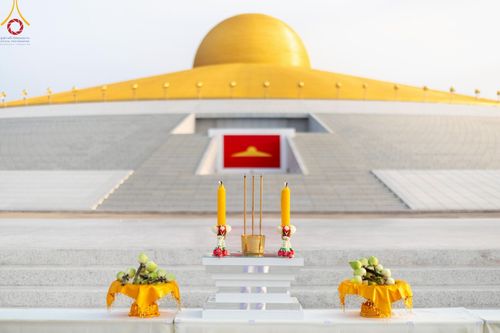 ภาพ No.214962:วันเสาร์ที่ 5 เมษายน พ.ศ. 2568 พิธีเวียนประทักษิณรอบพระมหาธรรมกายเจดีย์  พิธีวันทาเจดีย์ พิธีขอขมาและมอบผ้าไตร ในโครงการบรรพชาสามเณรฟื้นฟูพระพุทธศาสนาทั่วไทย , โครงการหน่อแก้วเปรียญธรรม รุ่นที่ 13 ,  โครงการสามเณรยุวธรรมทายาท รุ่นที่ 33 , โครงการสามเณรมั