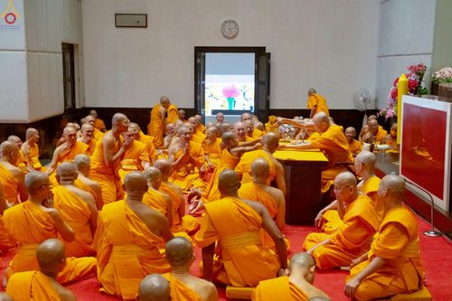 ภาพ No.250647:วันอังคารที่ 7 ตุลาคม พ.ศ. 2568 พิธีมหาปวารณาออกพรรษา ณ โบสถ์พระไตรปิฎก วัดพระธรรมกาย