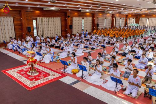 ภาพ No.200035:พิธีทอดผ้าป่าทำนุบำรุงศาสนสถาน ณ วัดบางไผ่นารถ ตำบลบางไทรป่า อำเภอบางเลน จังหวัดนครปฐม ในโครงการธรรมยาตรา กตัญญูบูชา มหาปูชนียาจารย์ พระมงคลเทพมุนี(สด จนฺทสโร) พระผู้ปราบมาร อนุสรณ์สถาน 7 แห่ง ปีที่ 13 วันที่ 22 มกราคม พ.ศ. 2568